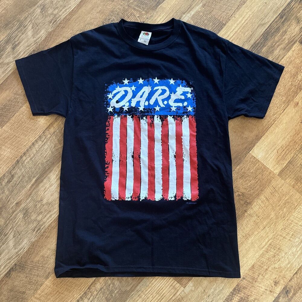 Vtg DARE Fruit Of The Loom‎ Keep Kids Off Drugs American Flag Red White Blue